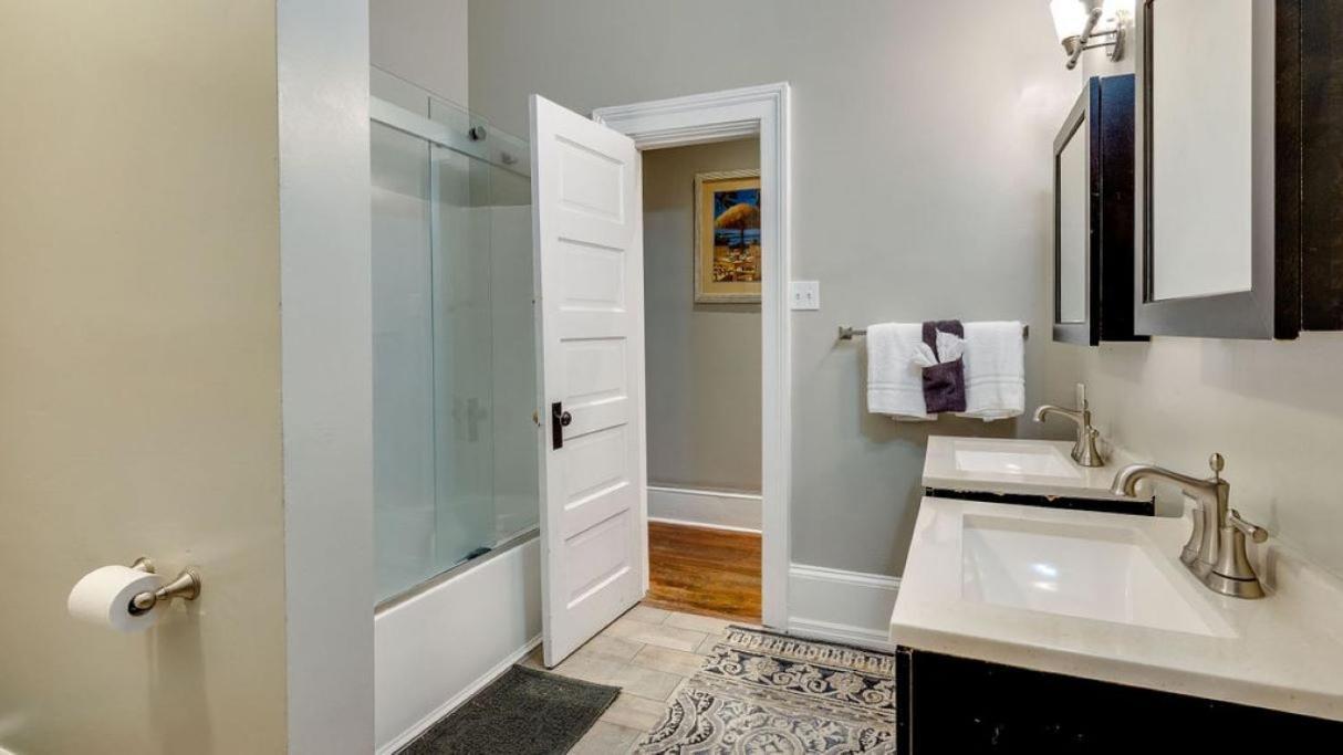 Comfortable Escape In Historic Downtown סוואנה מראה חיצוני תמונה